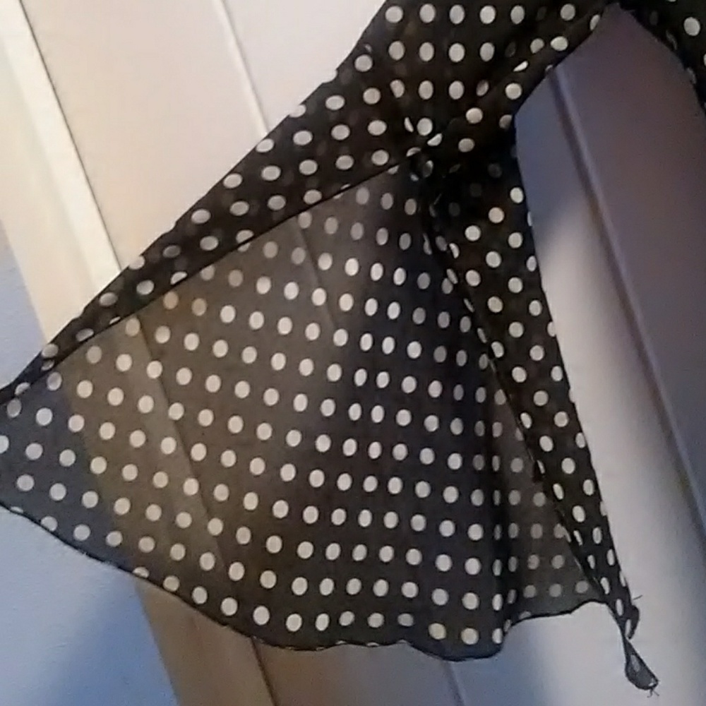 blouse - Picture 3 of 6